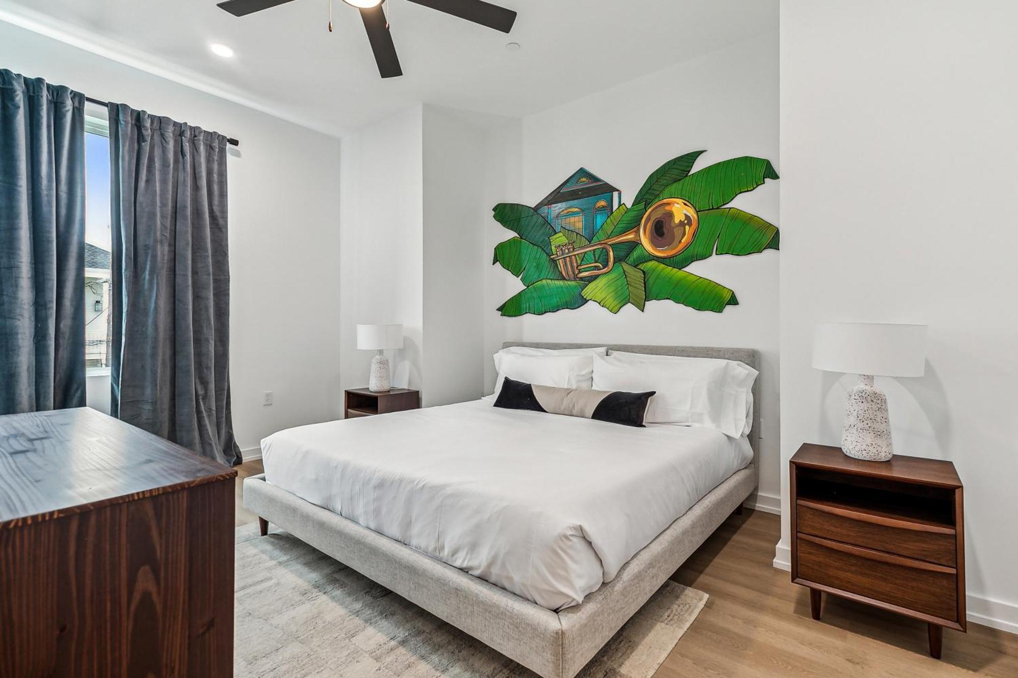 The Revelry Aparthotel Ню Орлиънс Екстериор снимка